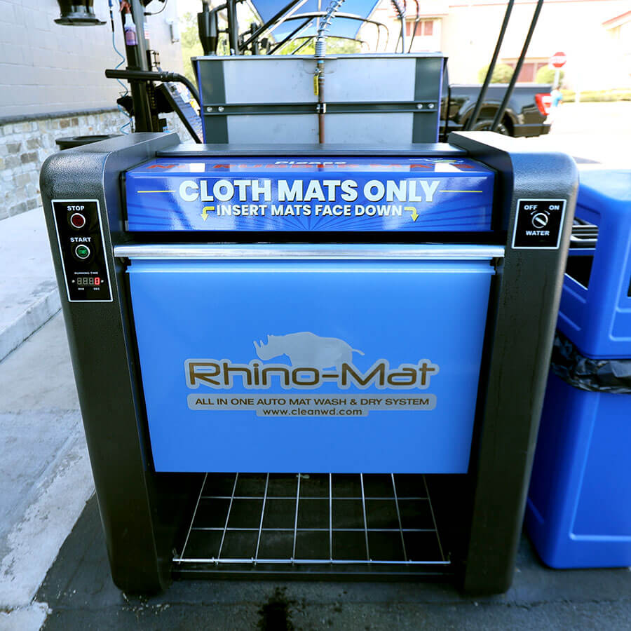 Car wash automatic mat cleaner